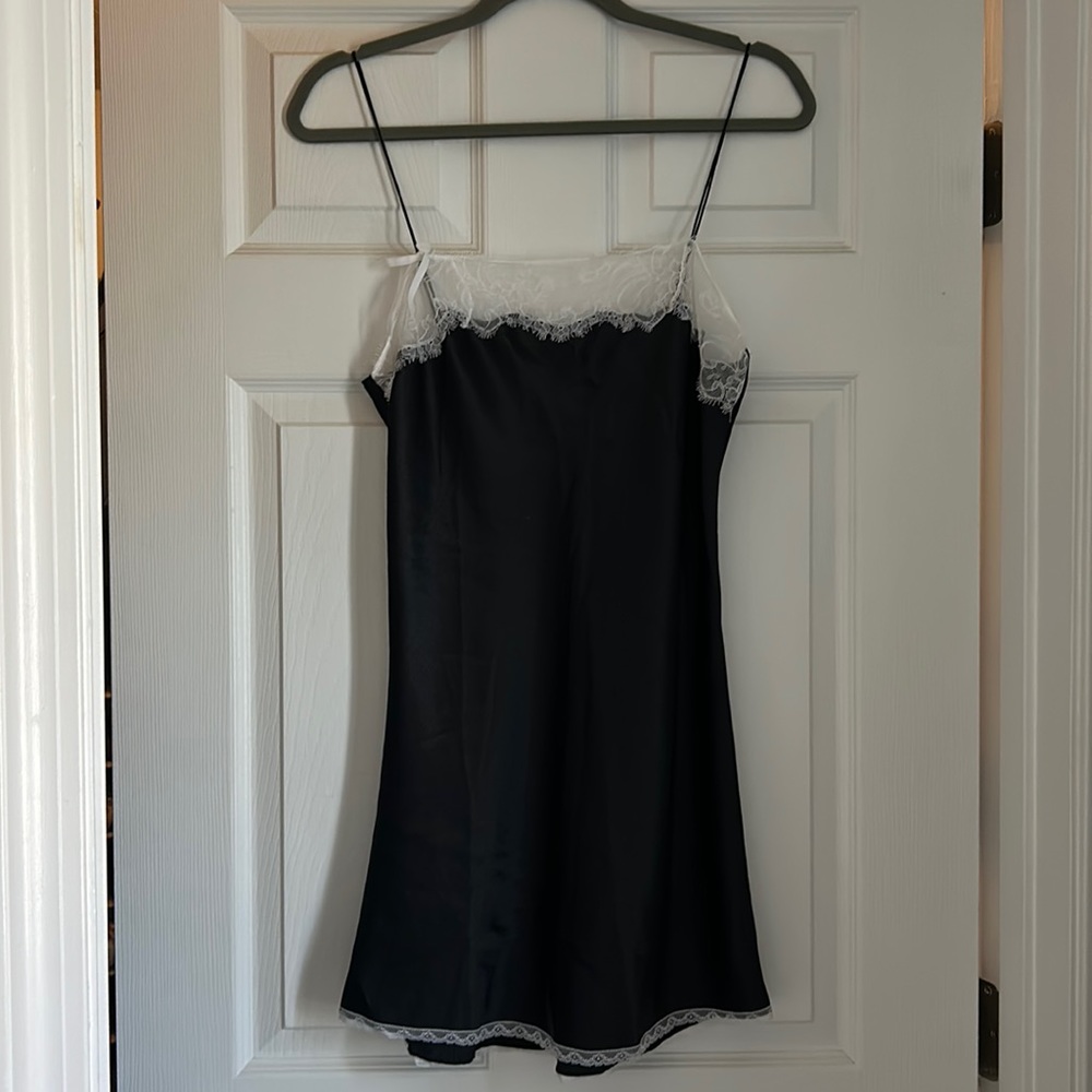 Victoria's Secret chemise size M